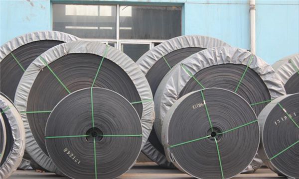 輸送帶為什么總是跑偏 該怎樣解決 輸送帶為什么總是跑偏 該怎樣解決