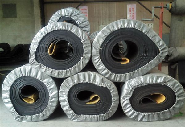 輸送帶廠家怎樣調節輸送帶的速度